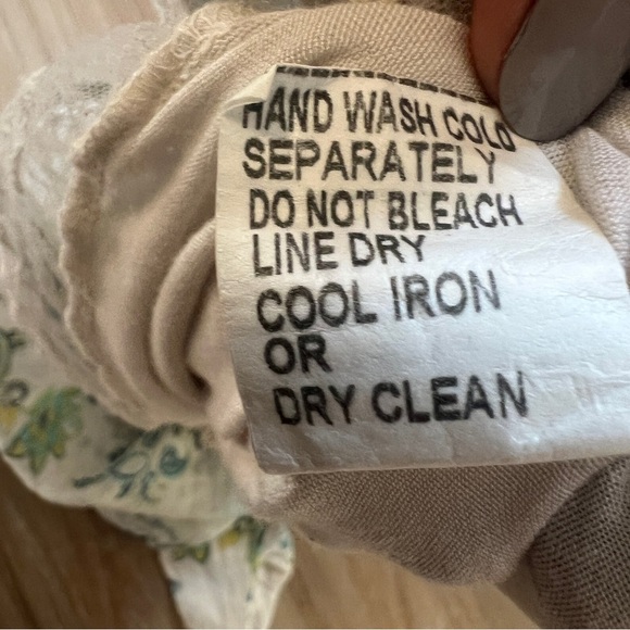 Via Signoria Silk Paisley Sleeveless Top Made in Italy Size Small blouse - Picture 5 of 6